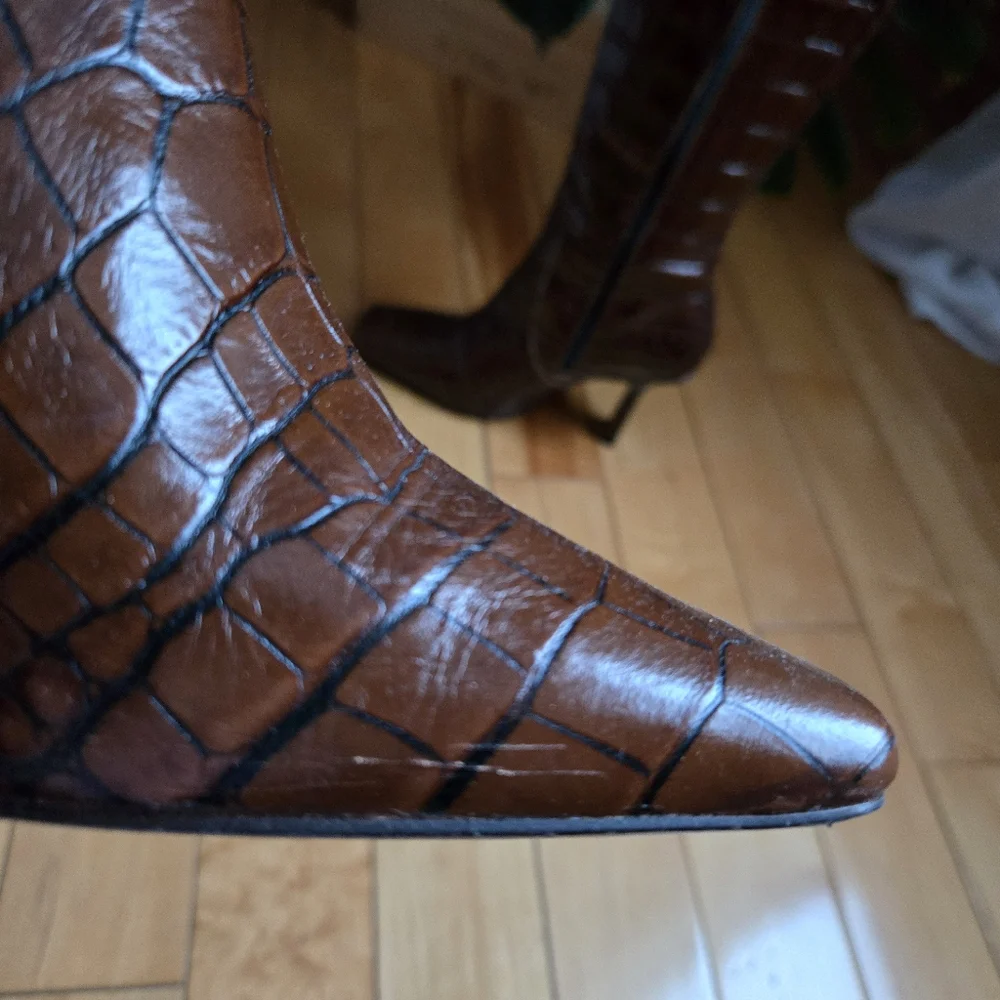 L'Intervalle Elegant Brown Crocodile-Embossed Leather Knee-High Boots - Picture 8 of 11